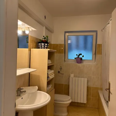 Hele Lägenhet *